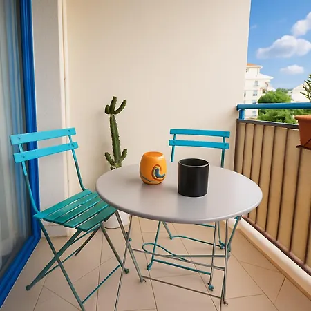 Appartement Brisas-coastal Retreat By The *
