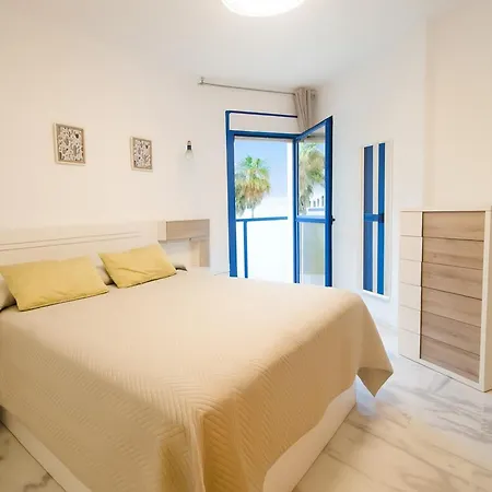 Brisas-coastal Retreat By The Appartement