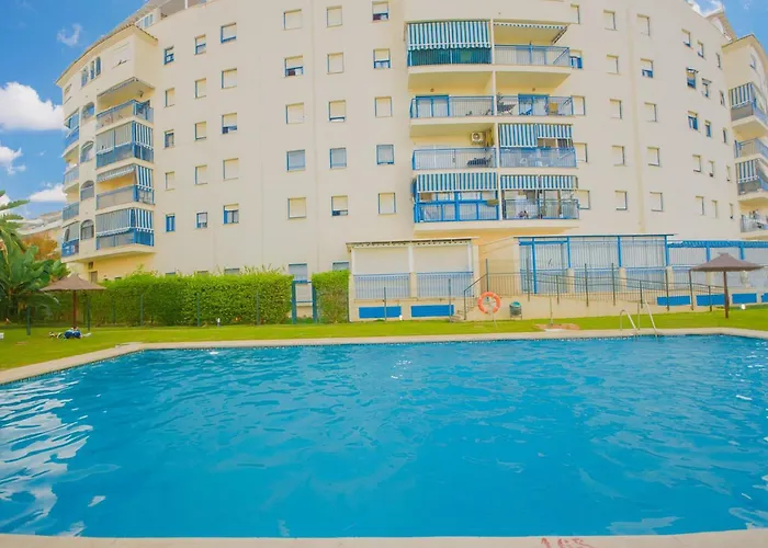 Daire Brisas-coastal Retreat By The