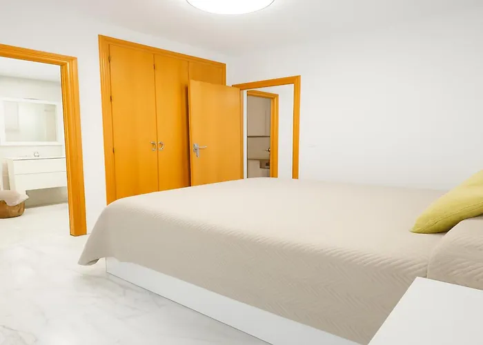 Brisas-coastal Retreat By The Daire