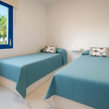 Lejlighed Brisas-coastal Retreat By The Estepona